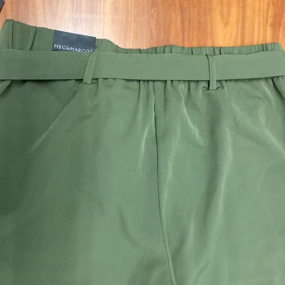 Meg & Margot Women's Olive Green Pants Size L NWT - Picture 9 of 14